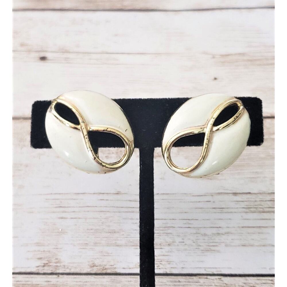 Vintage Clip On Earrings - Large Gold Tone & Cream Slanted - Statement